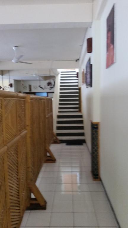 Tempatku Indonesian Restaurant And Rooms Senggigi Exterior photo
