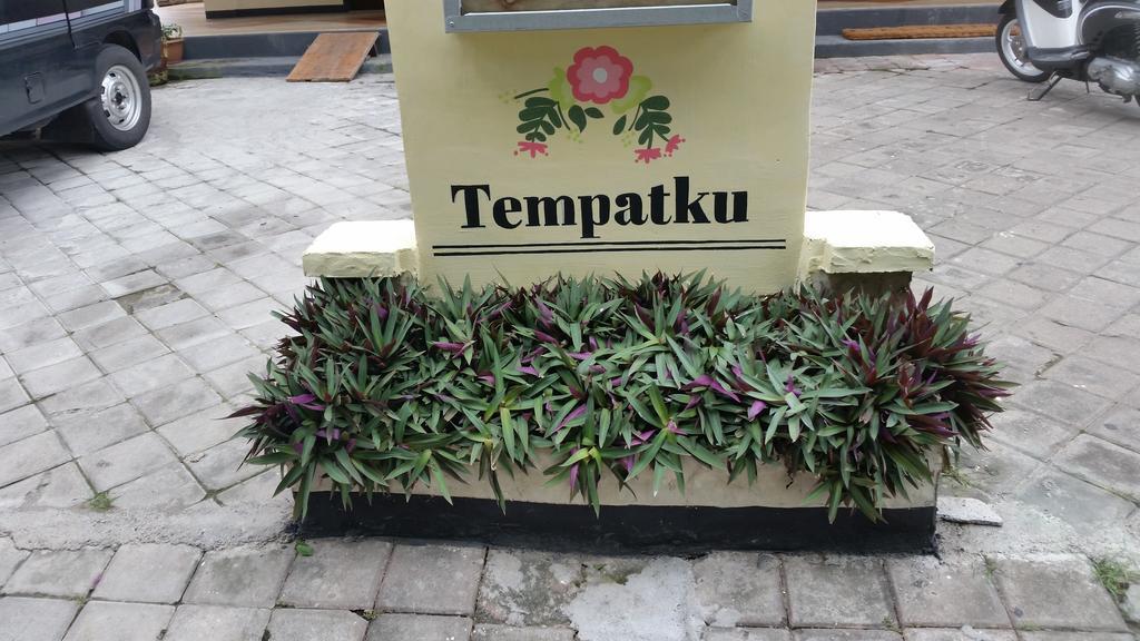 Tempatku Indonesian Restaurant And Rooms Senggigi Exterior photo