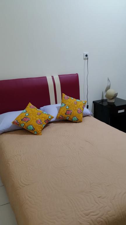 Tempatku Indonesian Restaurant And Rooms Senggigi Exterior photo